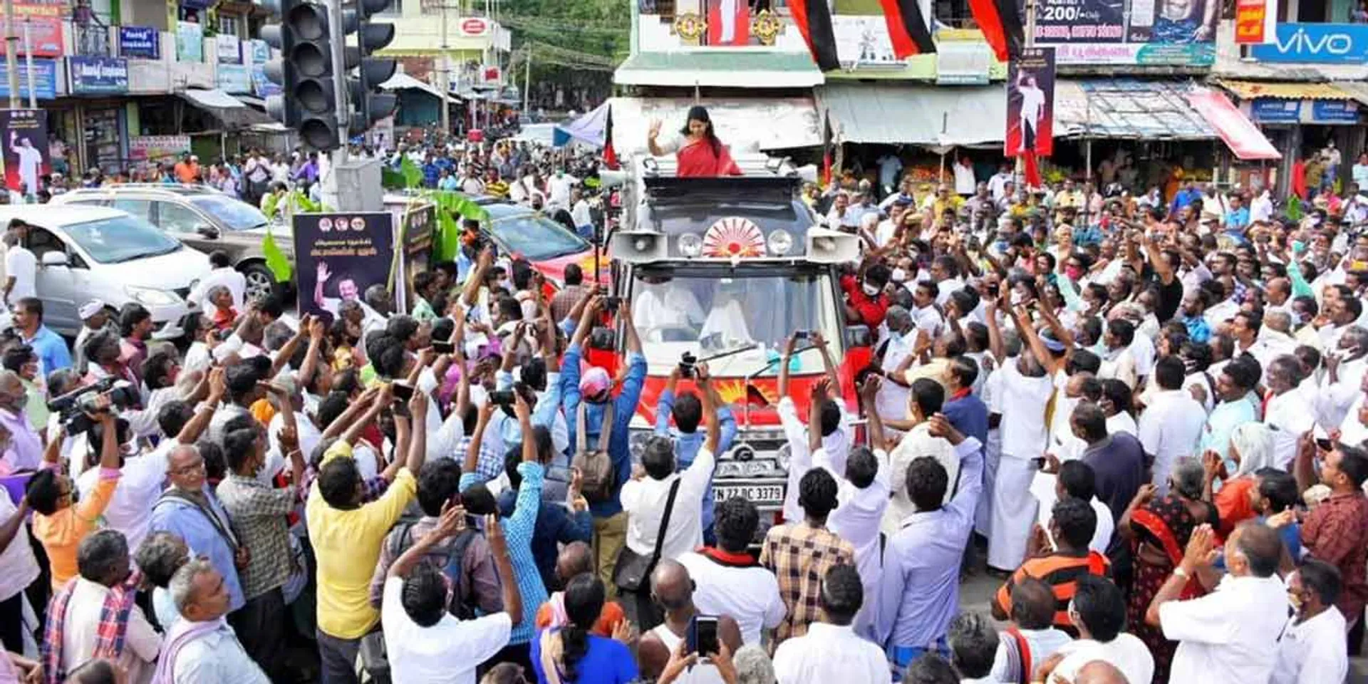 Kanimozhi in Erode