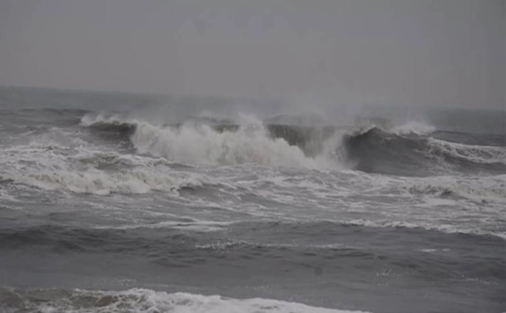 india meteorological department cyclone heavy rains 