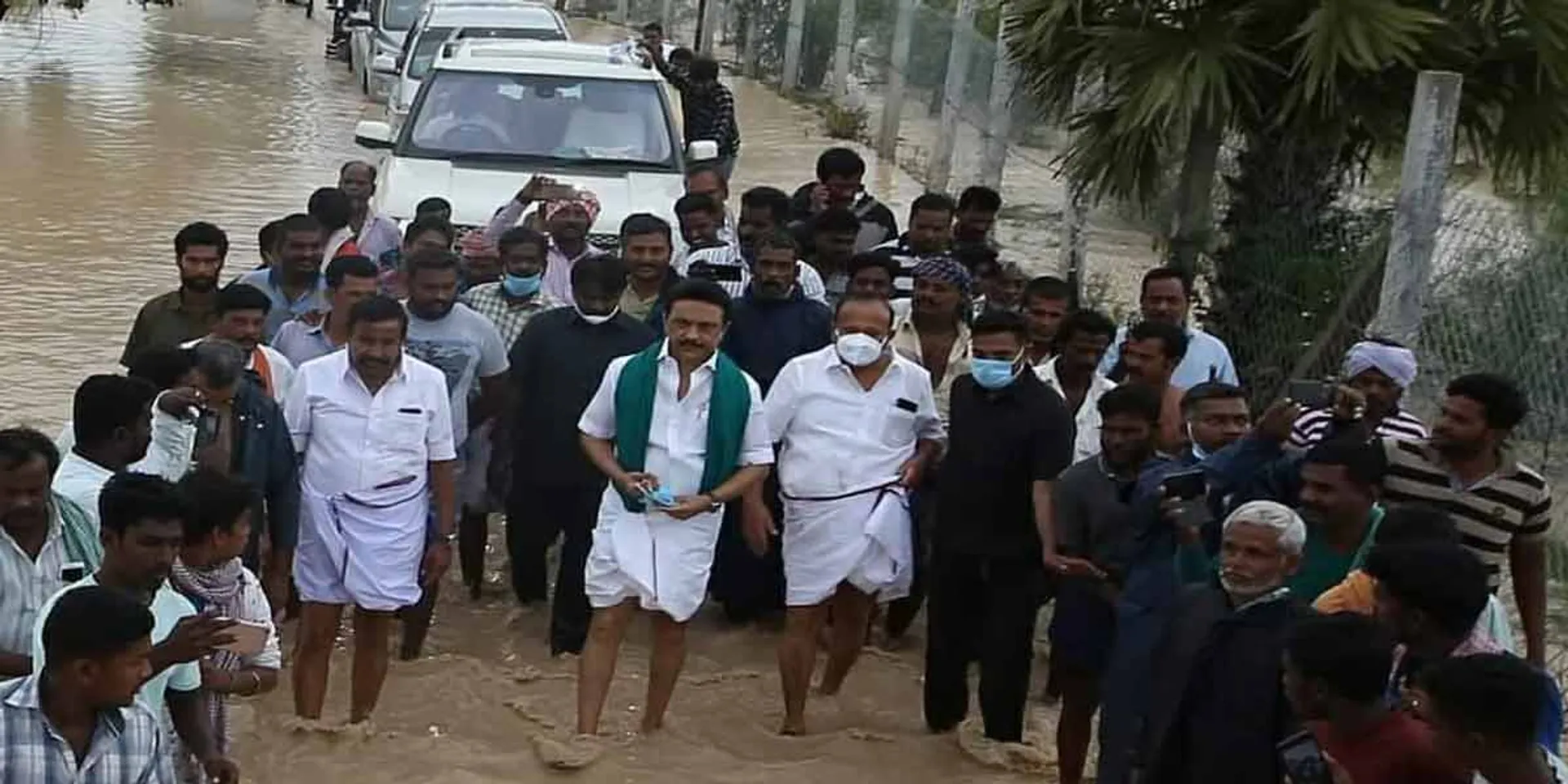 Cuddalore floating in rain water ... DMK Stalin's visit!