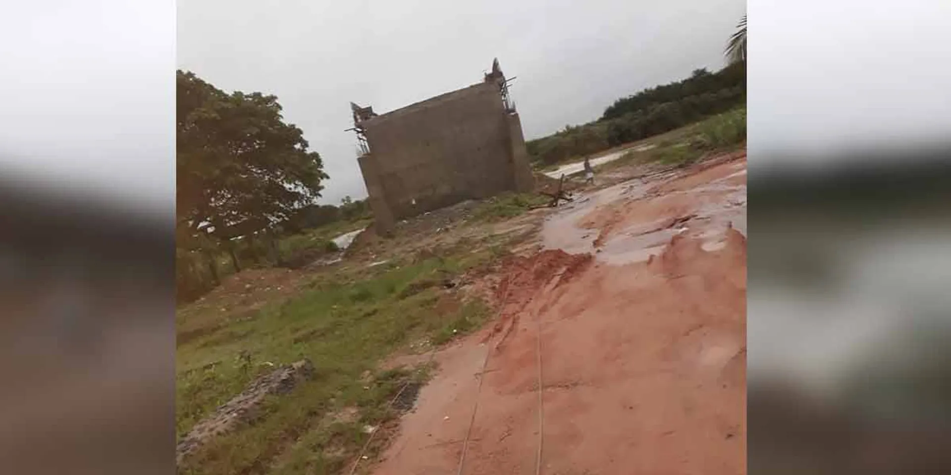  Damage to the ground bridge connecting Cuddalore and Ariyalur districts
