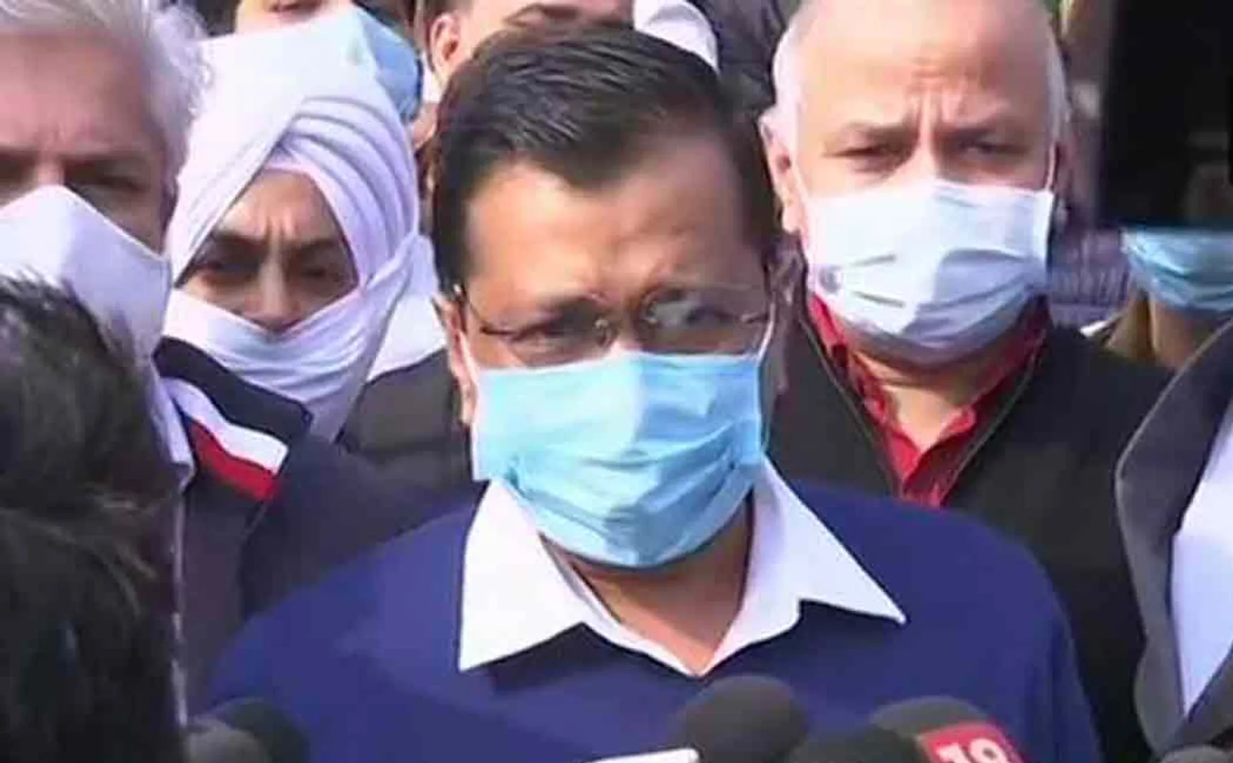 arvind kejriwal supports farmers rally