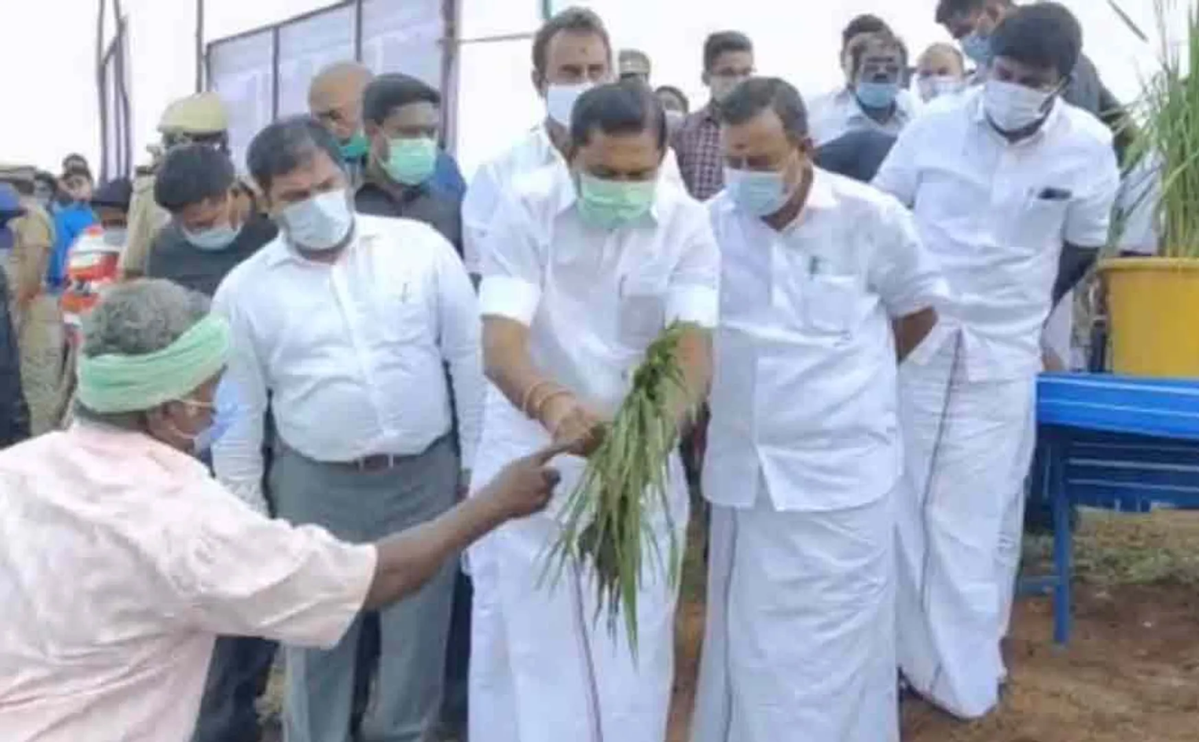 Edappadi palanisamy visit nagai for buravi cyclone 