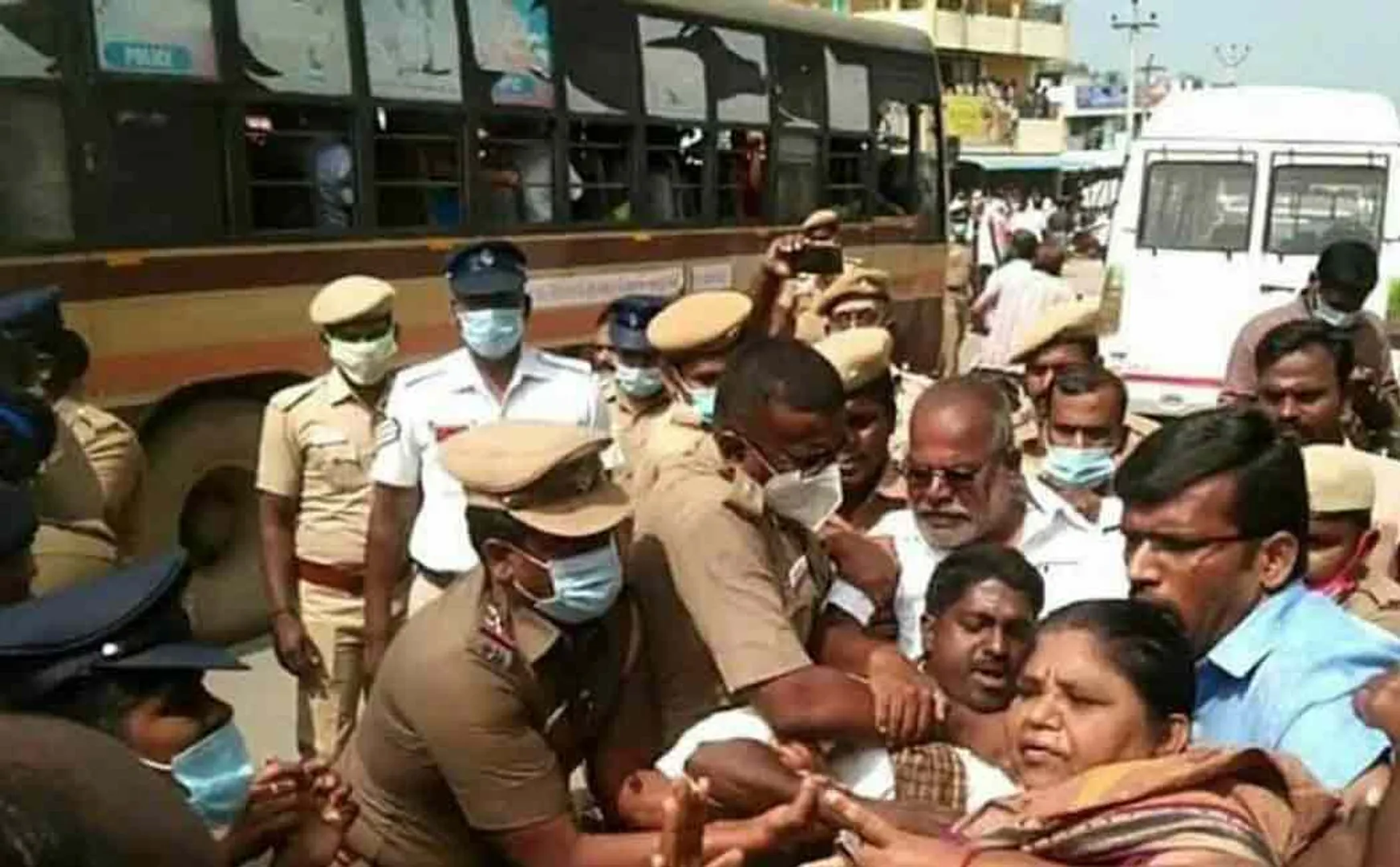 Balabharathi arrested in dindigul 