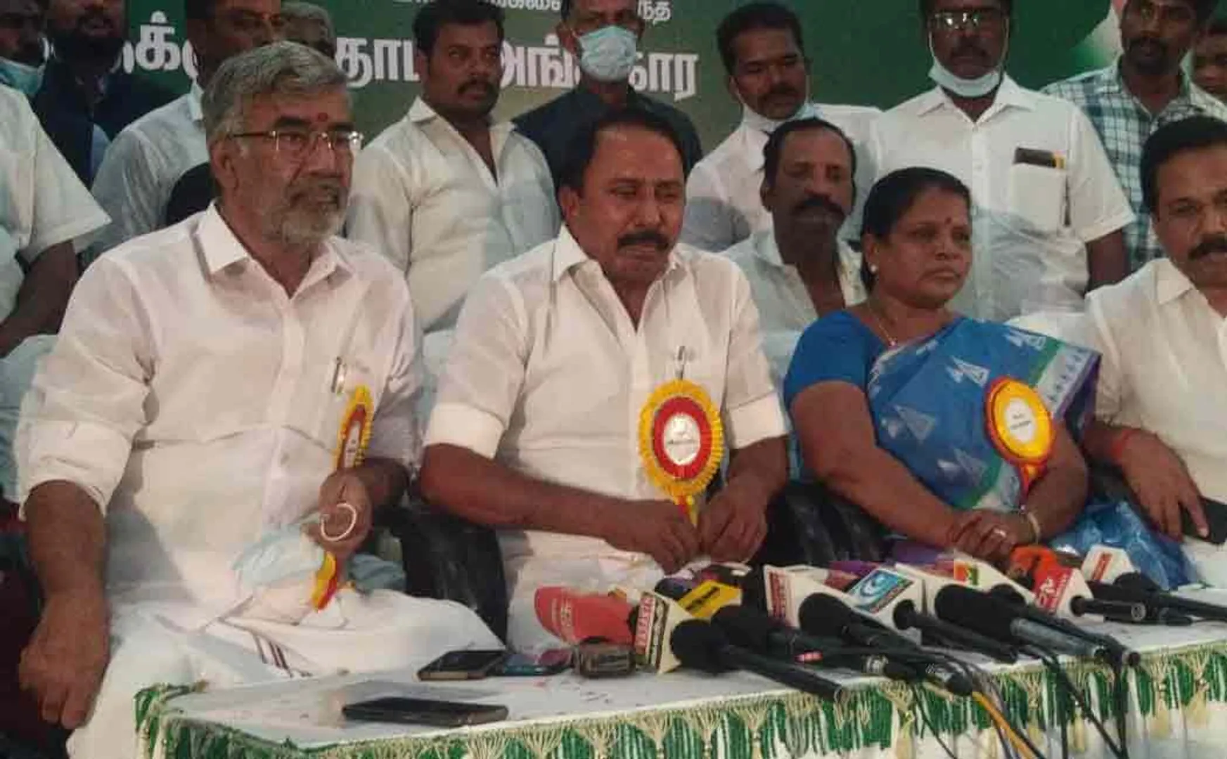 Will Minister Senkottayan speak about MGR to retaliate against Kamal and Rajini?