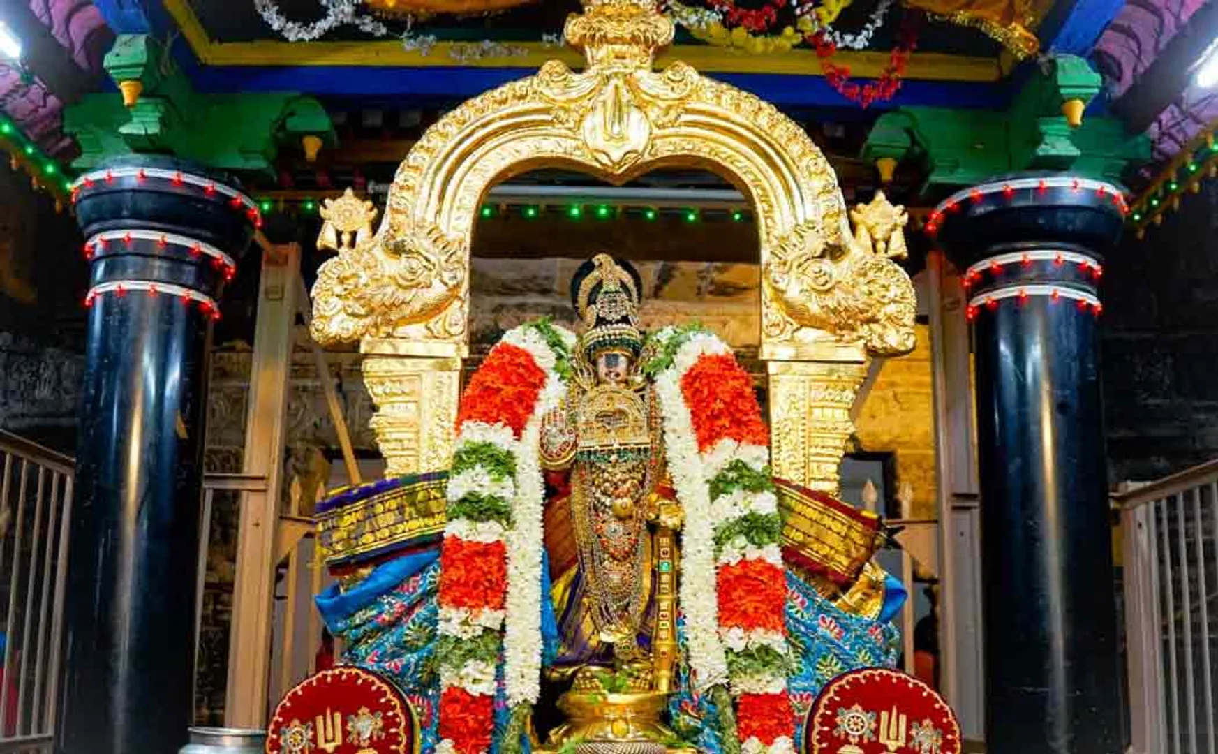 Srirangam Renganathar Temple Vaikunda Ekadasi 5th day festival ..!