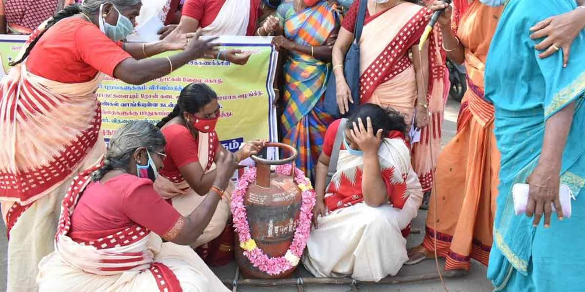 Funeral procession for gas cylinder ... Mather Sangam struggle 