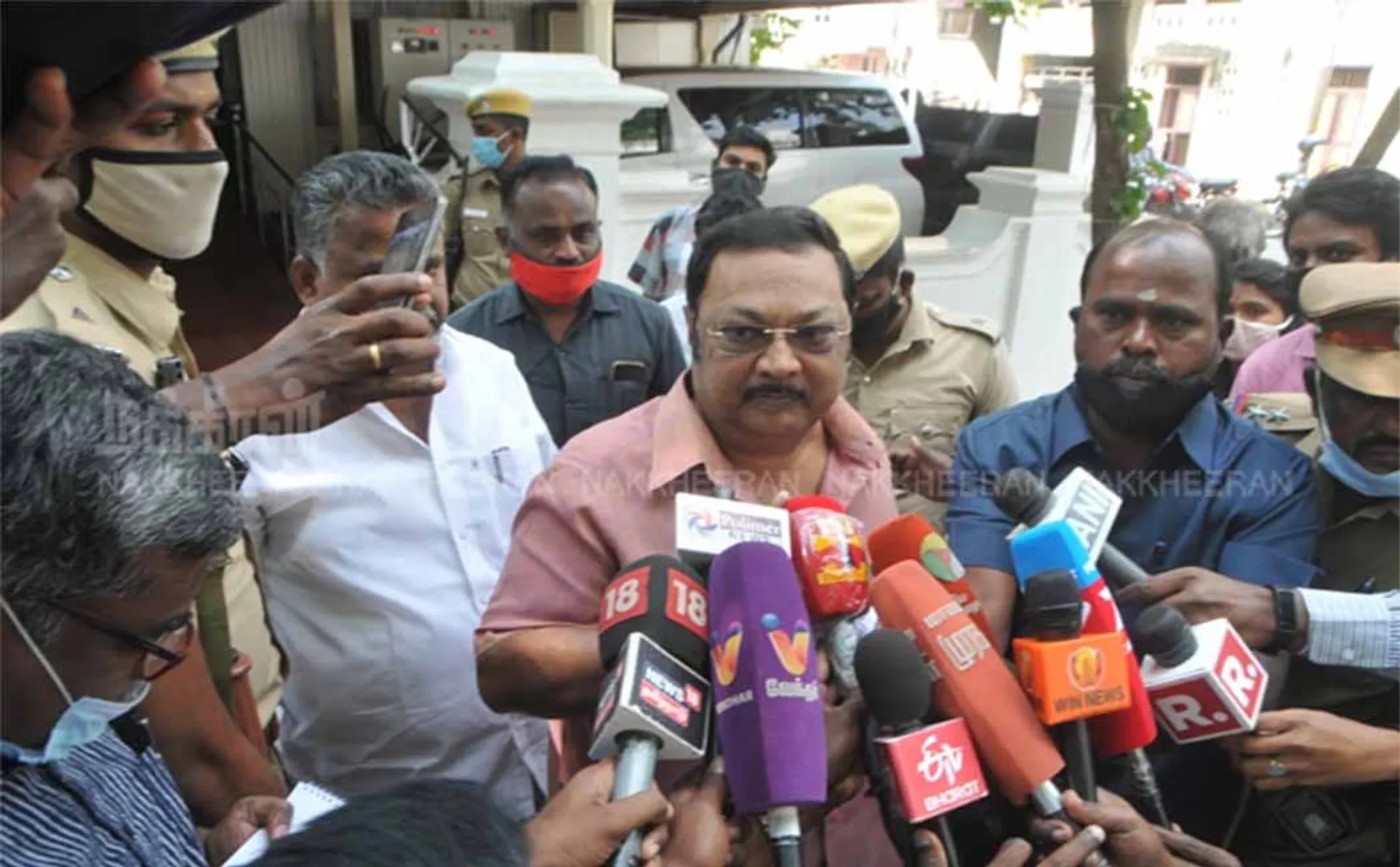 mk alagiri press meet at chennai 