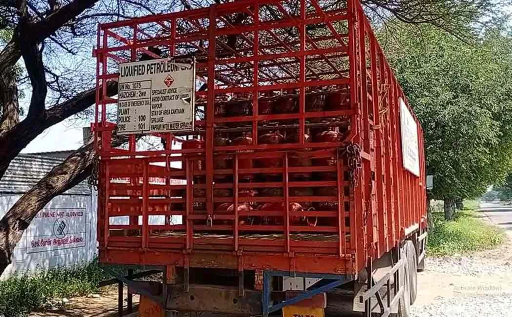 Two passes away in cylinder fire accident 