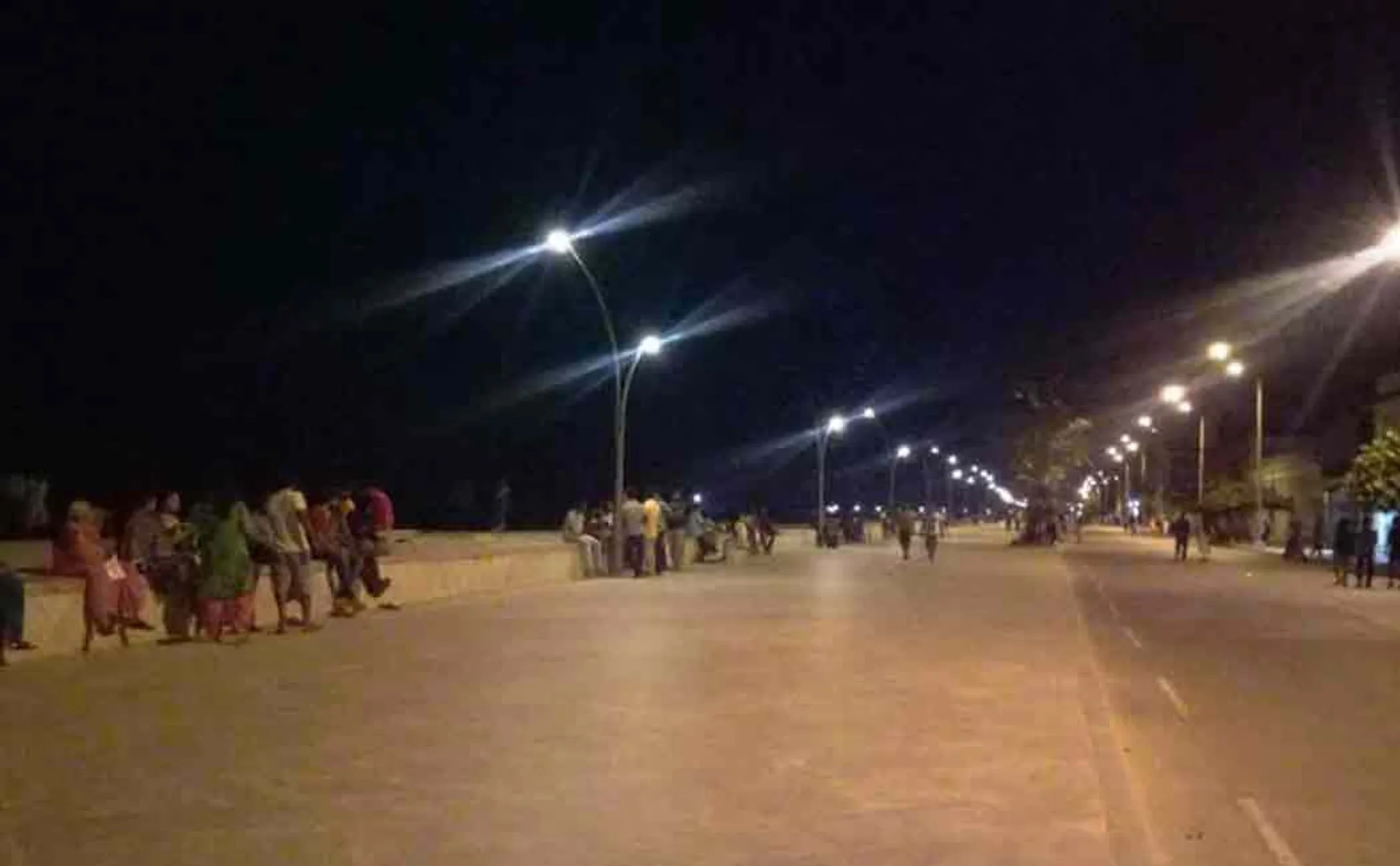 Whether it is a ban on New Year celebration or not pondicherry .. the CM and governor to confuse the people ..!