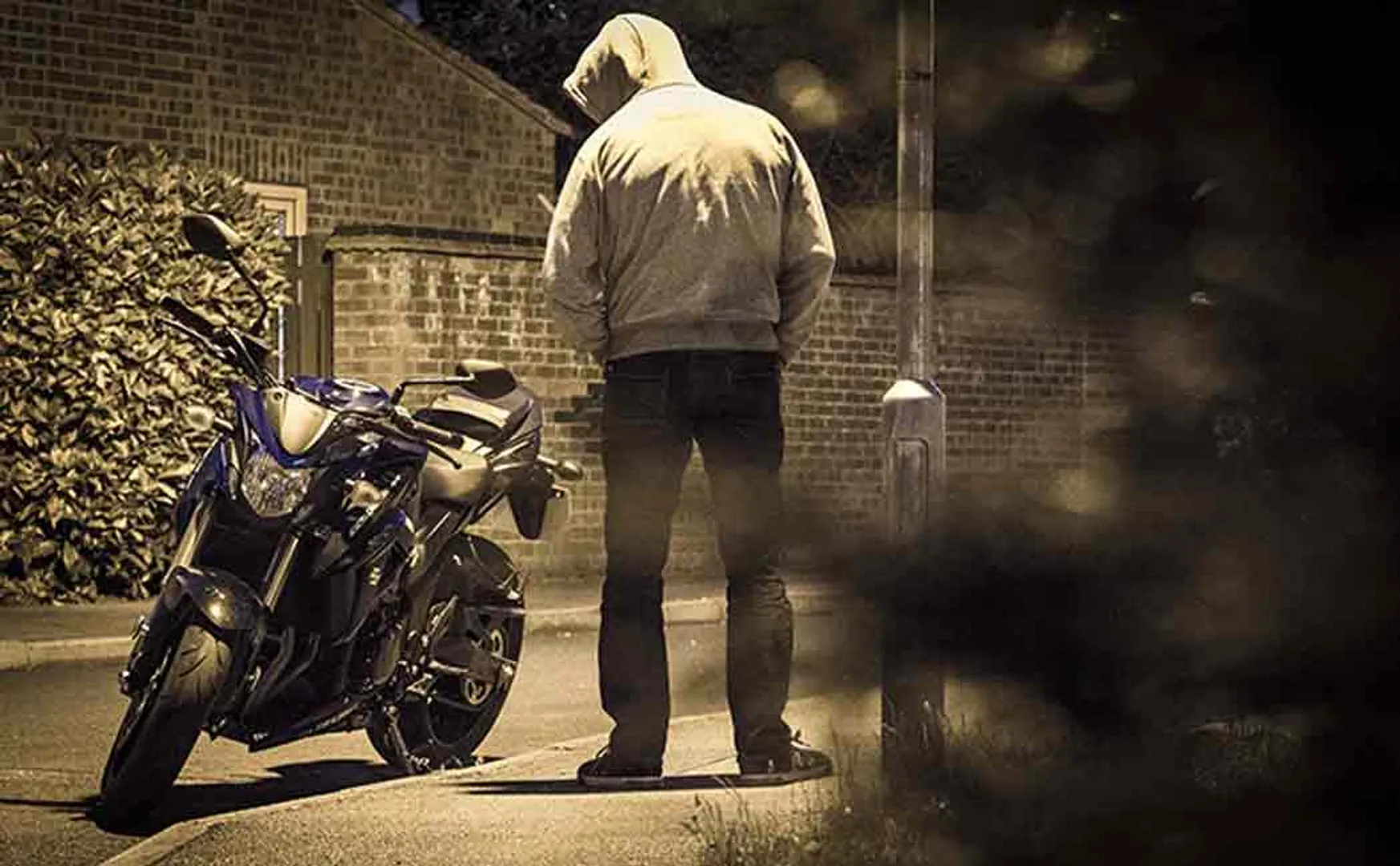 viluppuram Bike thief arrested and police recovered bikes  