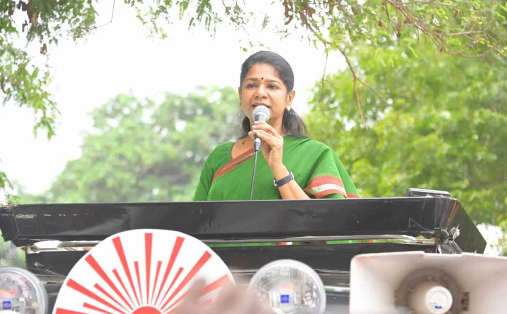 pollachi cbi arrested more three persons dmk kanimozhi mp tweet 