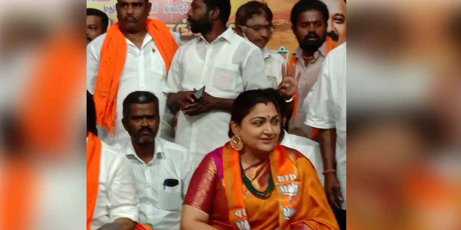 kushbu press meet in madurai 
