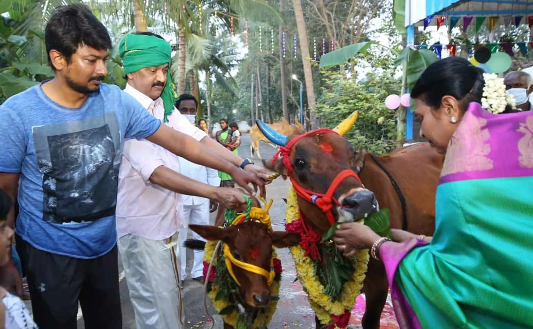 DMK Stalin celebrates Pongal with his family 