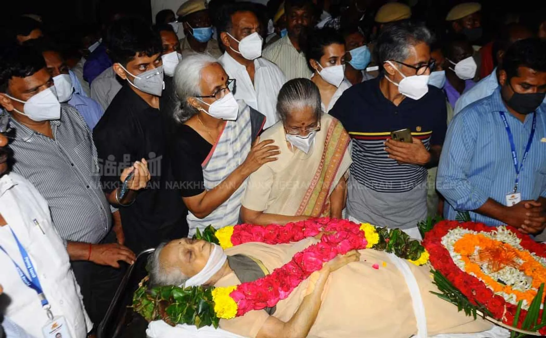Mortal remains of Dr. Shanta was cremated in full state honor