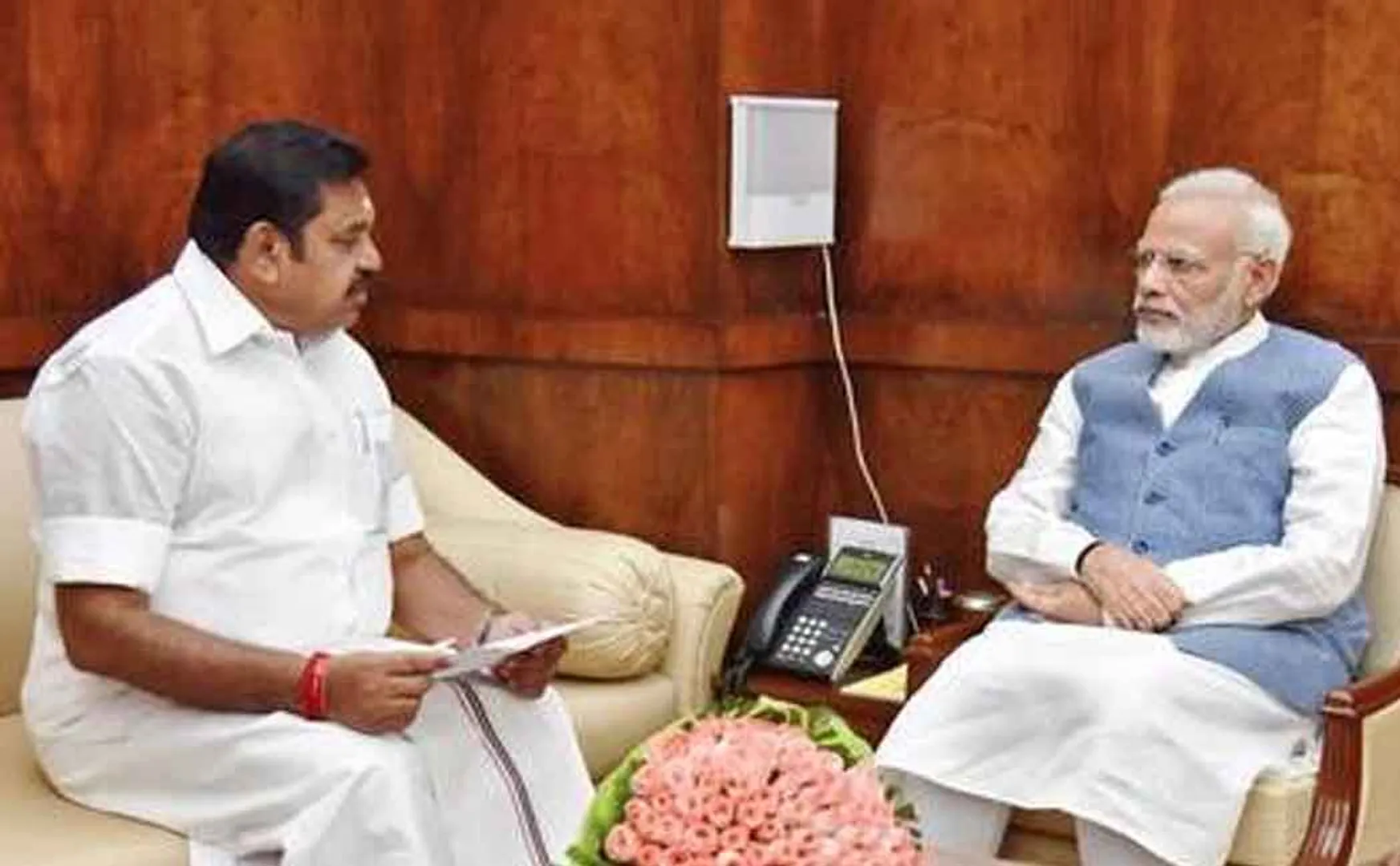 Edappadi palanisamy met PM Modi 