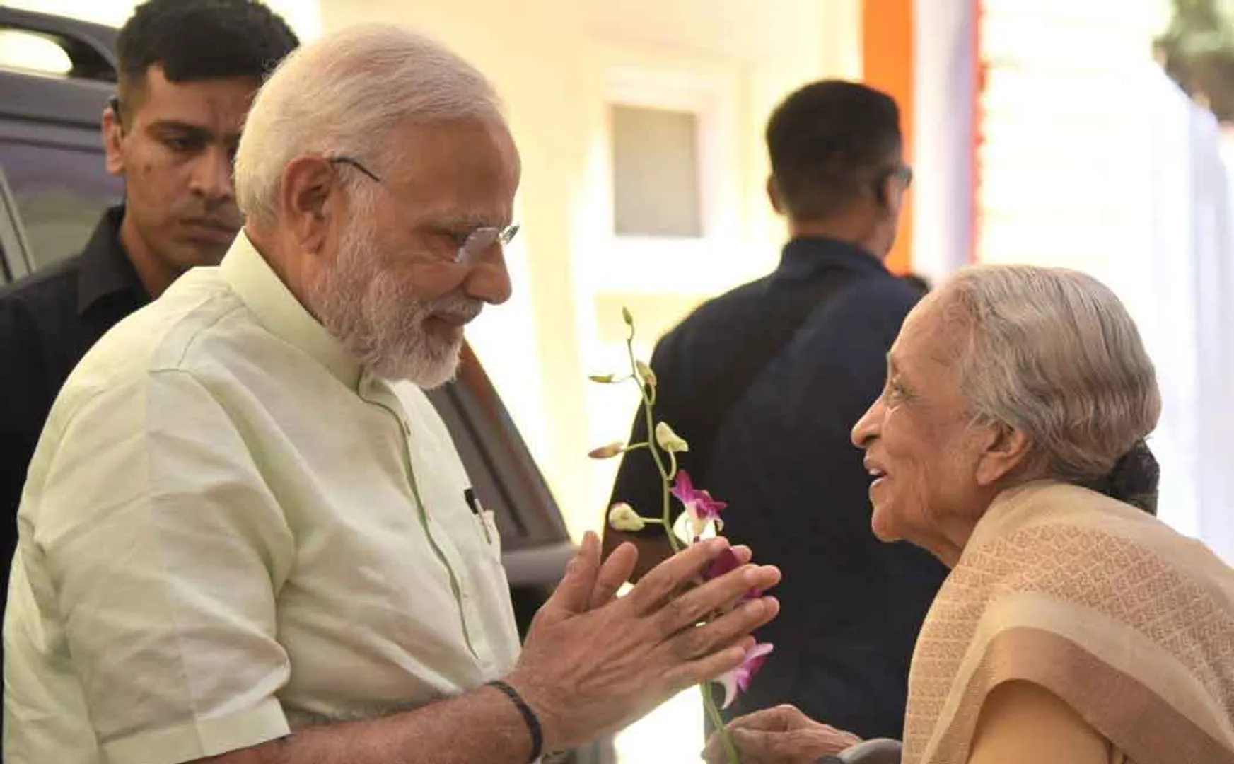 "Dr. Santa will also be remembered" - Prime Minister Modi