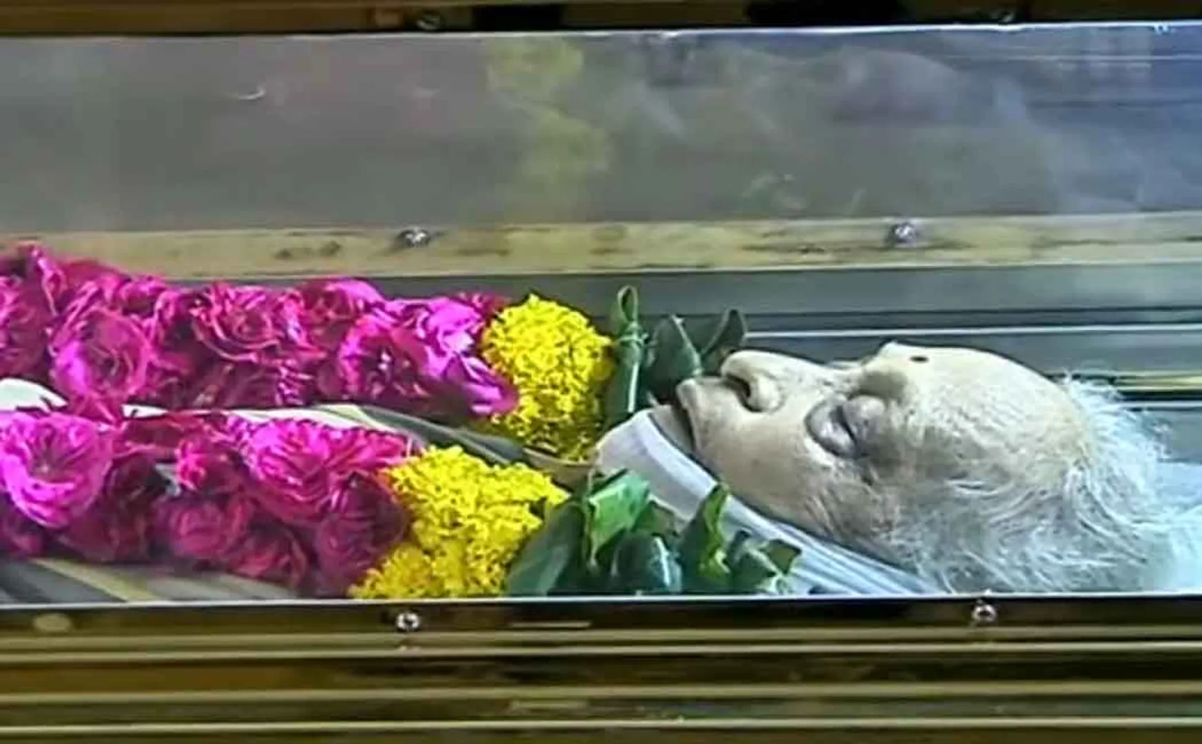 CM Edappadi palanisamy condolence Dr Santha 