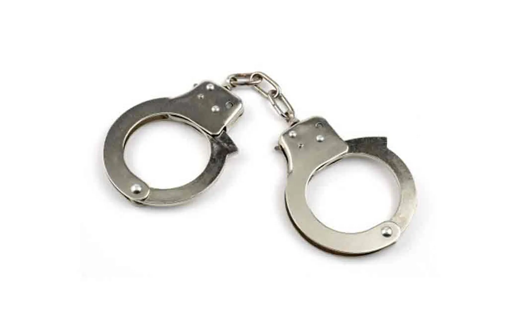 Two arrested for fraudulently Rs 9.17 lakh to work abroad