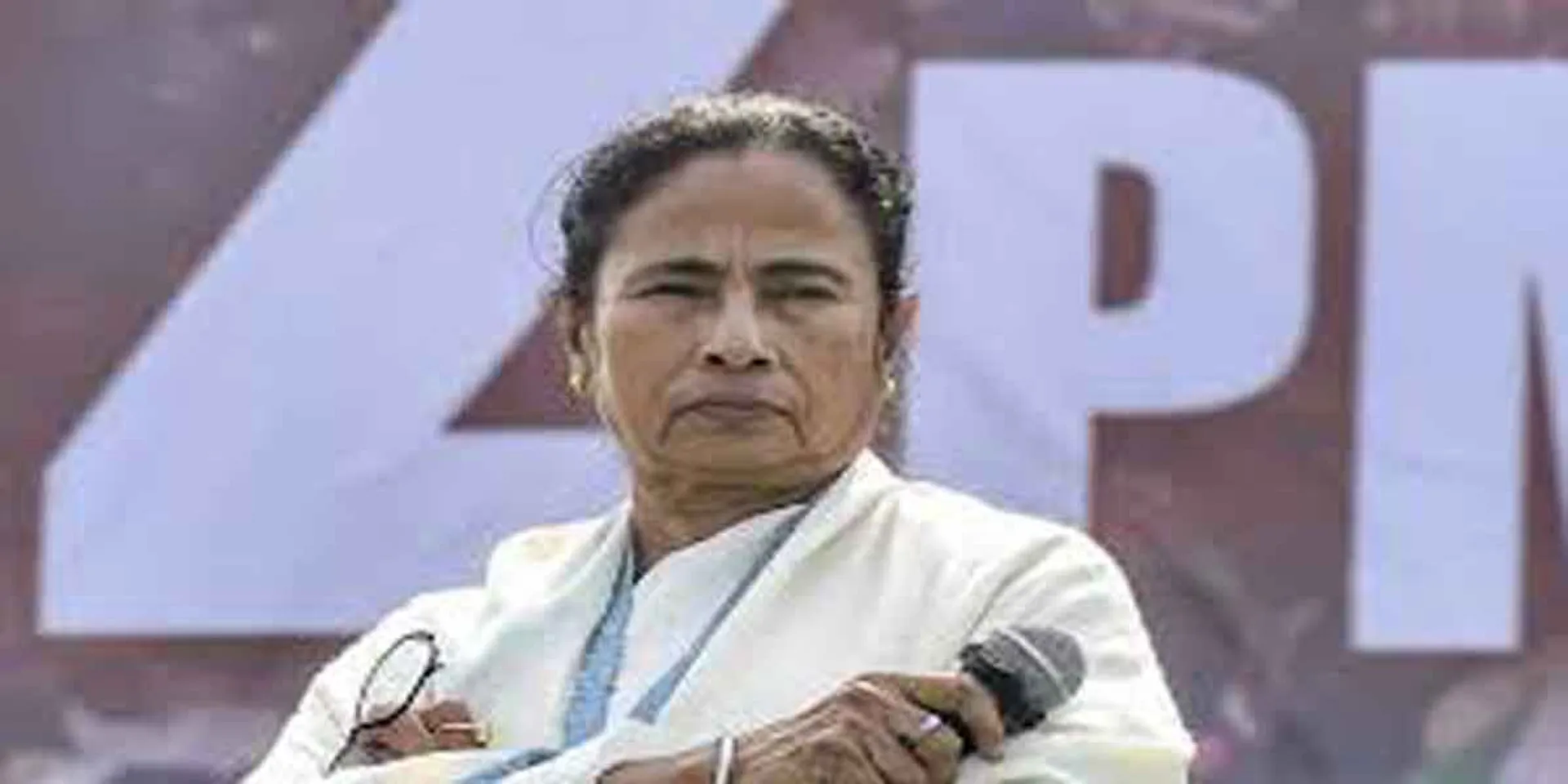 Mamata refuses to speak on PM's platform
