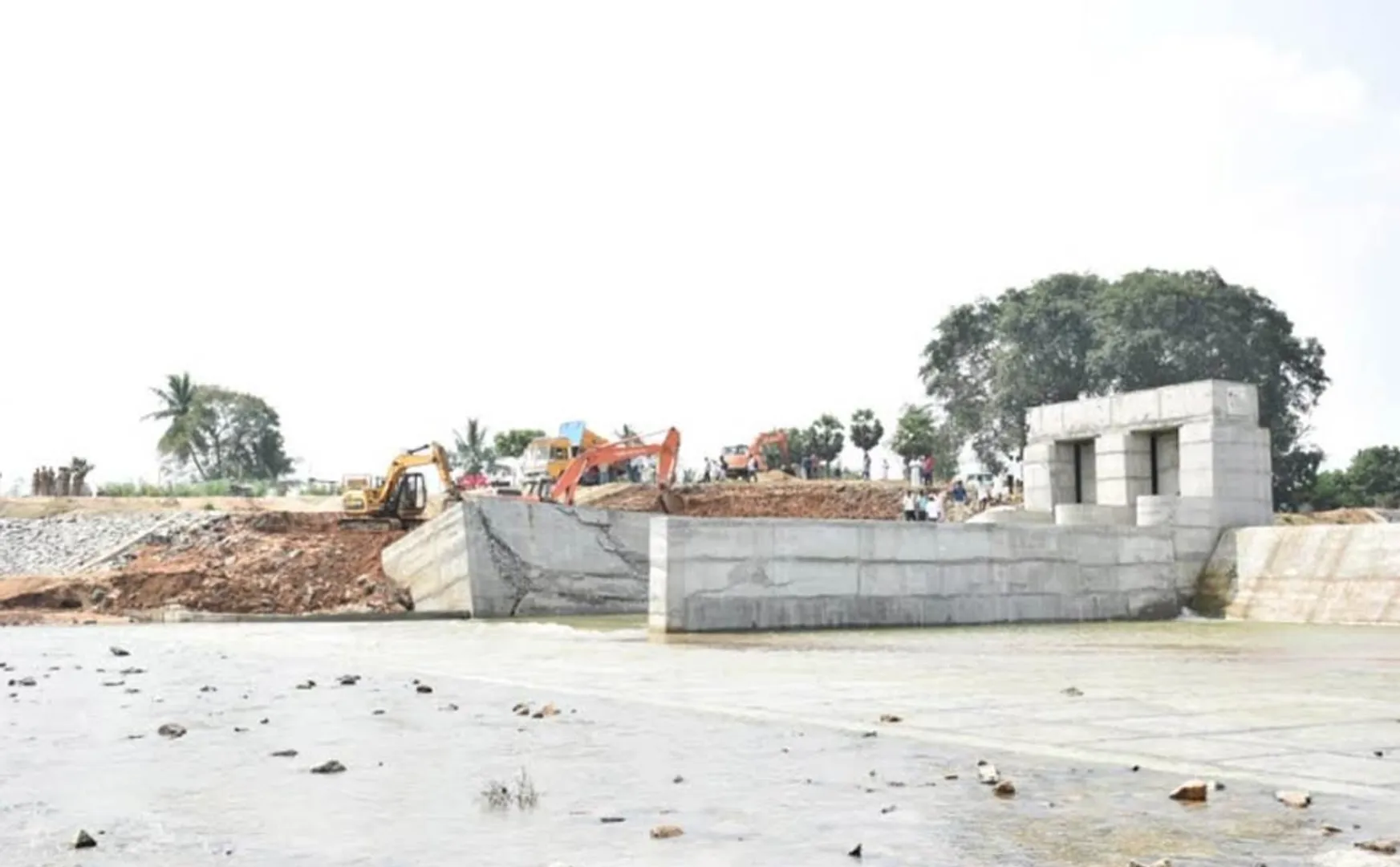 Why the Rs 25 crore dam broken.. ?