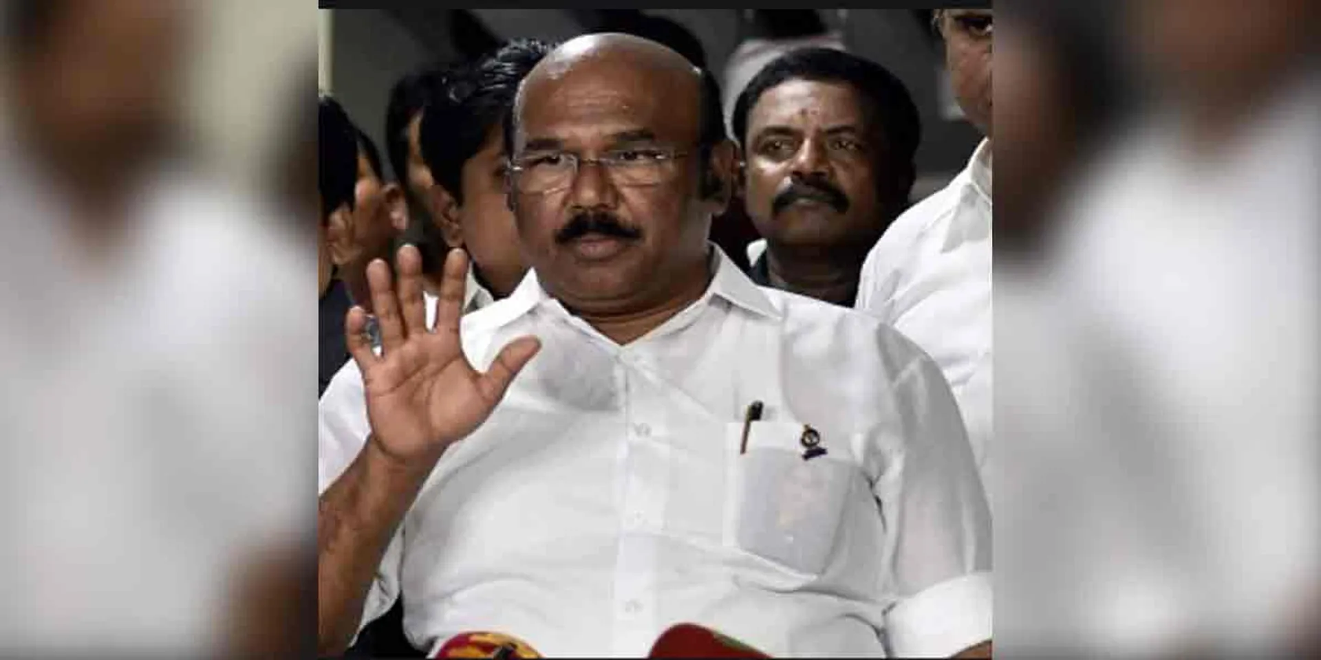  Sasikala has no right to use AIADMK flag - Interview with Minister Jayakumar!