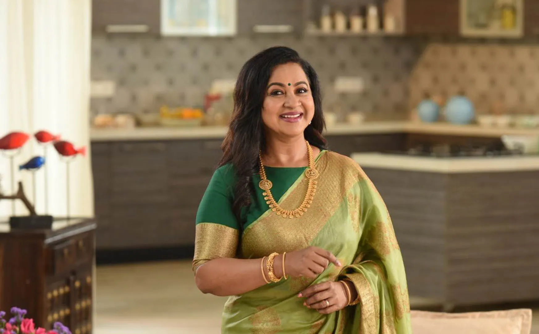 All India Samathuva Makkal Katchi party radikaa sarathkumar 