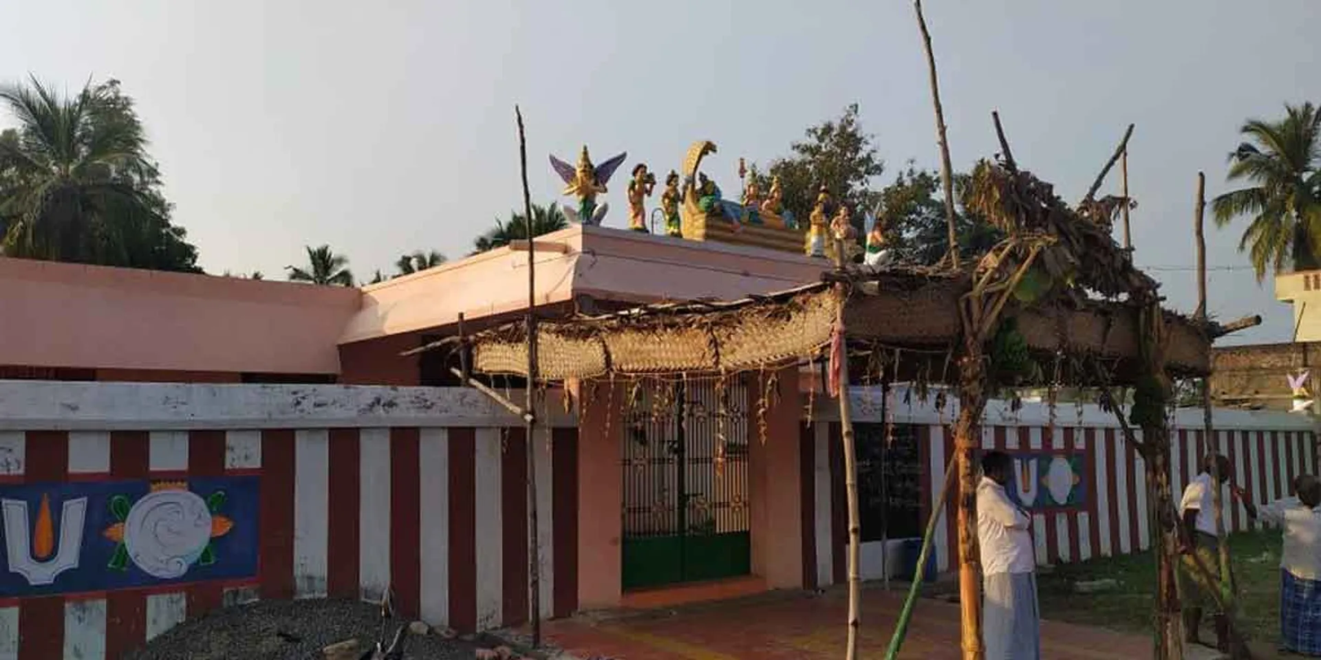 Breaking the temple lock near Pennadam and stealing the idol and goddess thali!