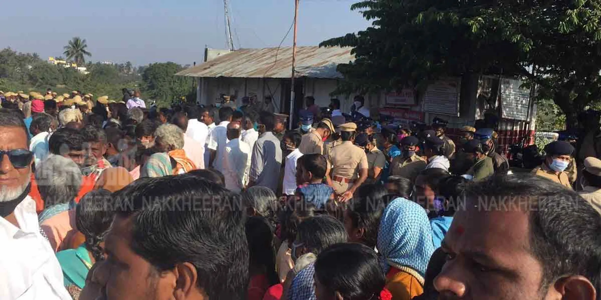  Sasikala returns to Tamil Nadu ... 2000 policemen mobilized across Hosur!