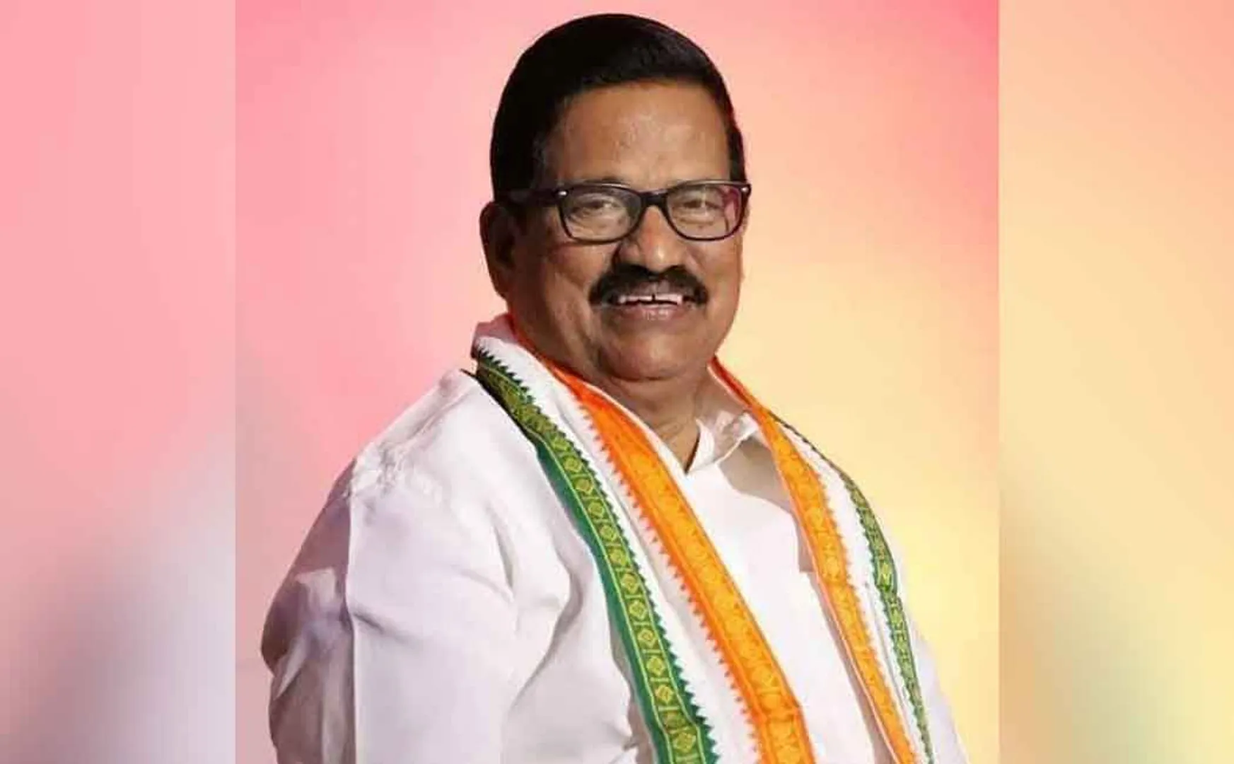 farmer union leader attacked by police, alagiri condemned