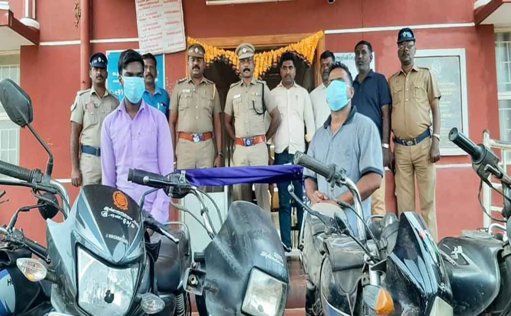 Two arrested for stealing bikes and jewelery