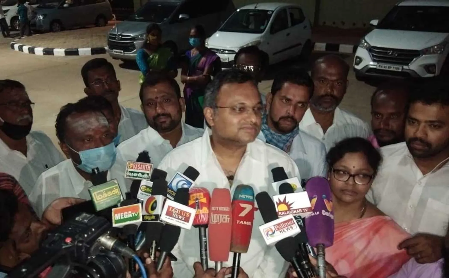 karti chidambaram press meet at trichy airport 