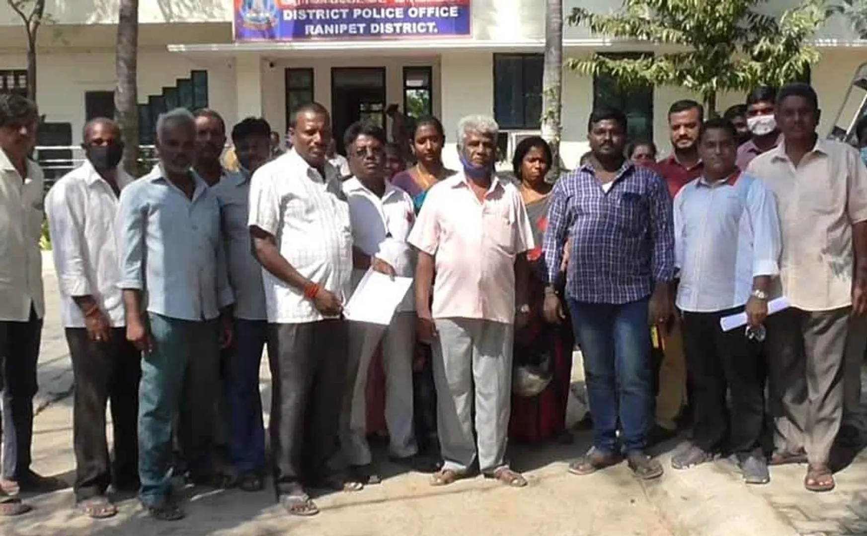 Chit fund case father and son arrested in ranipet 