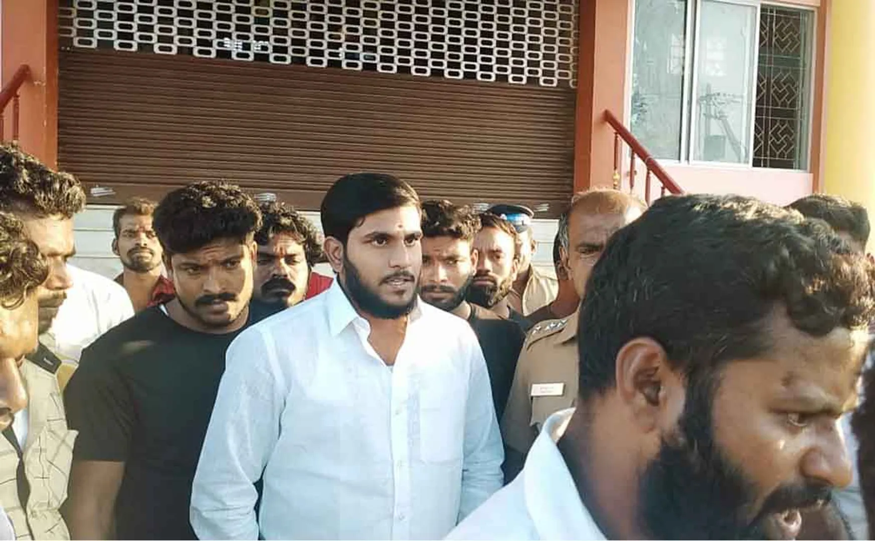 pmk party leader kaduvetti guru son police arrested 