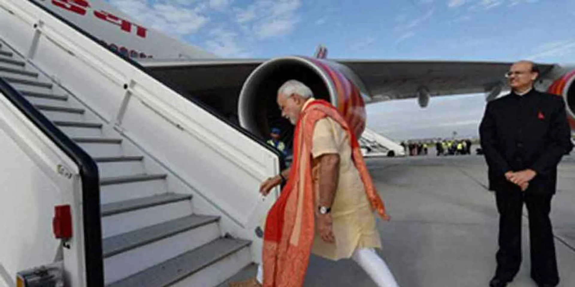 Prime Minister Modi leaves for Chennai ...