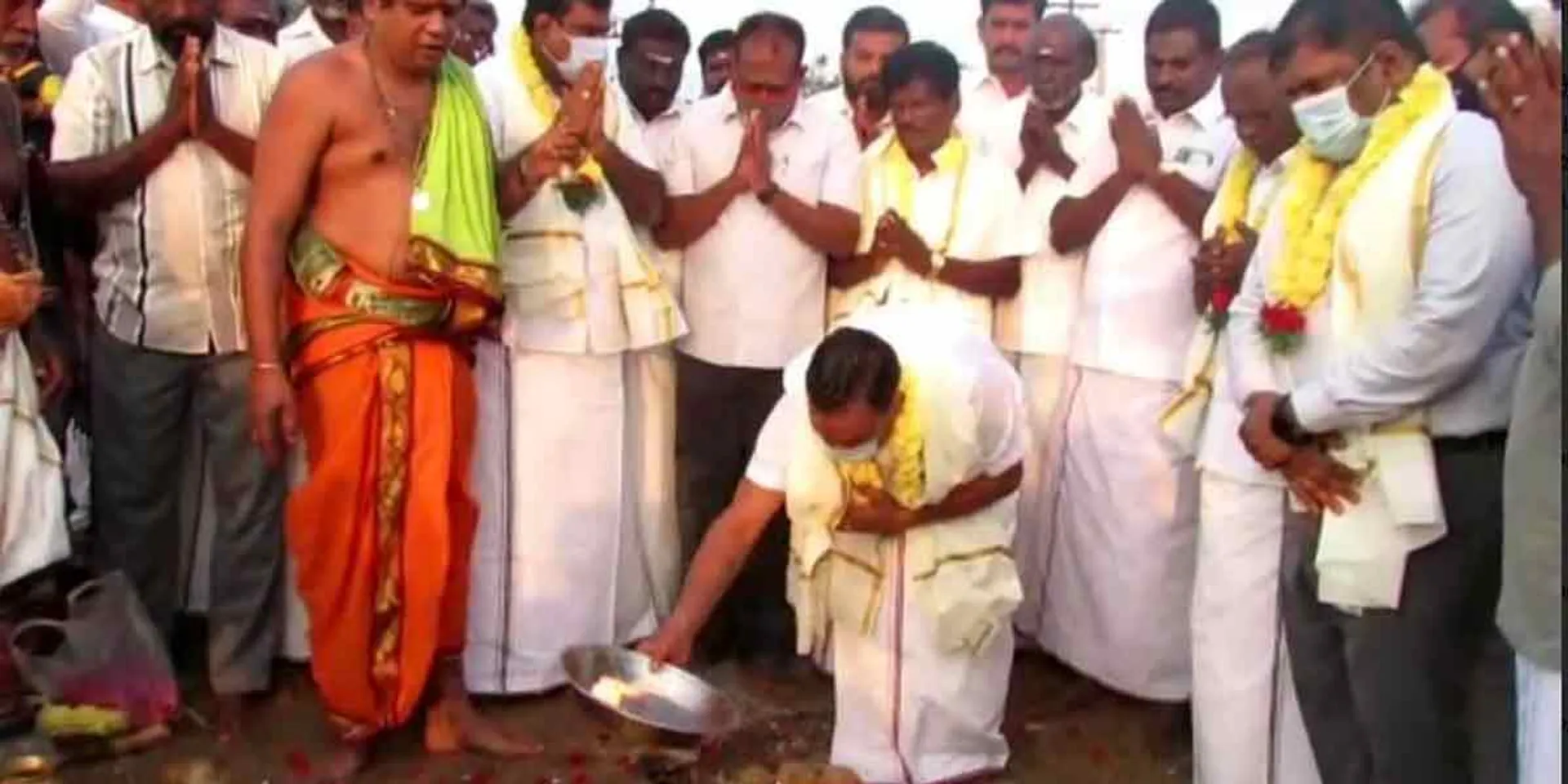 admk minister os maniyan 