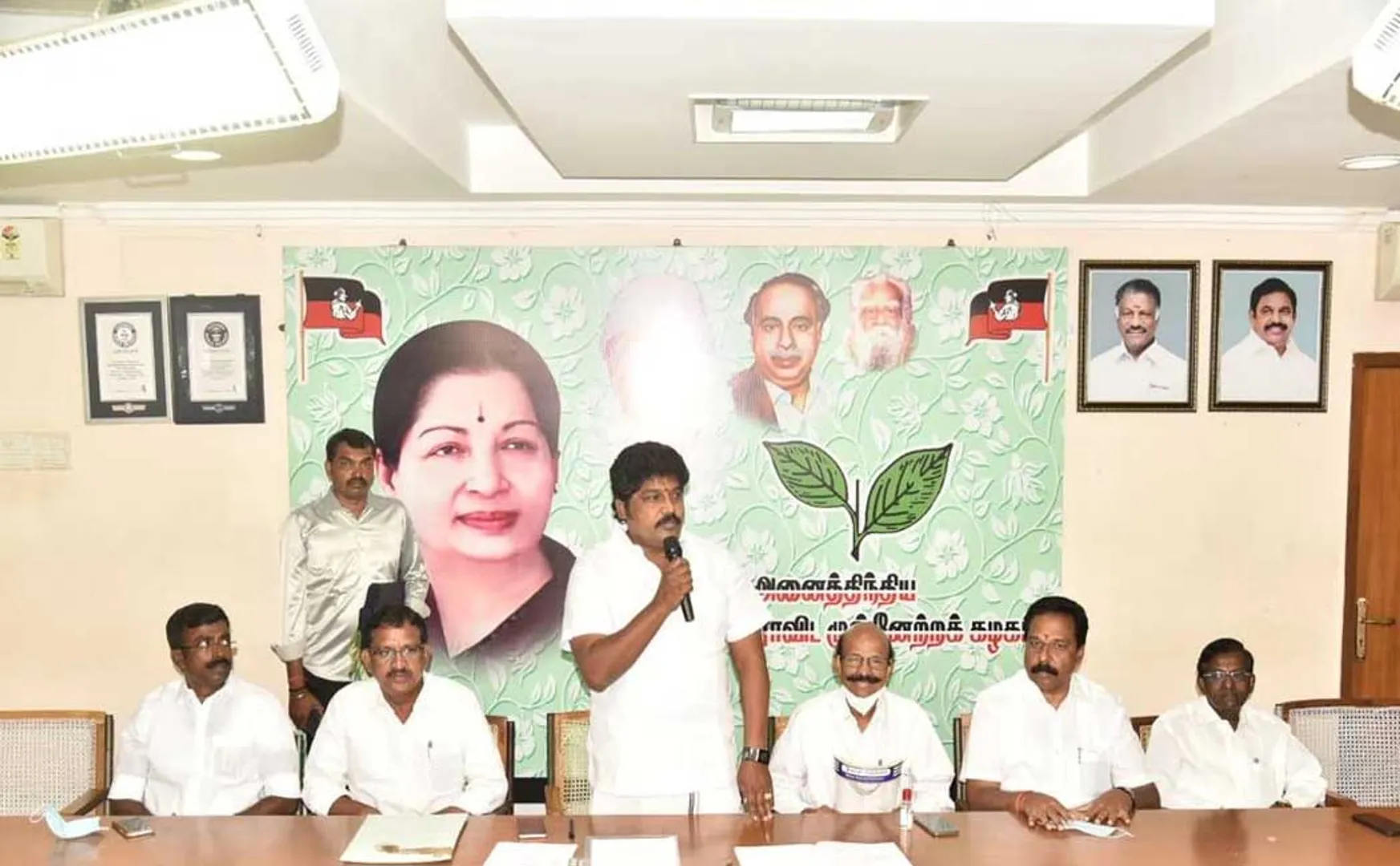admk leader speech at party meeting 
