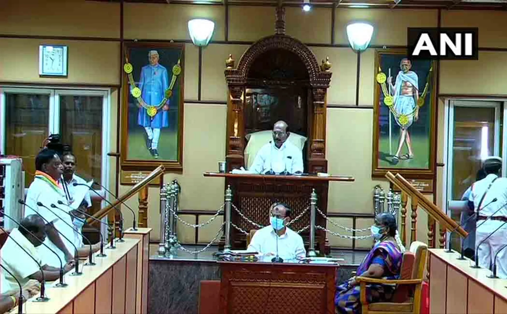 puducherry narayanasamy cabinet resign 