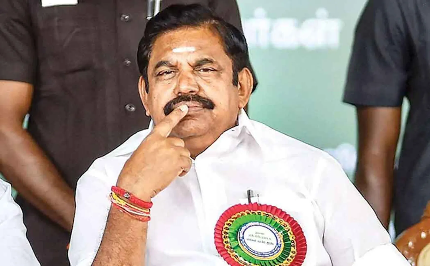 All journalists walk out from CM campaign 