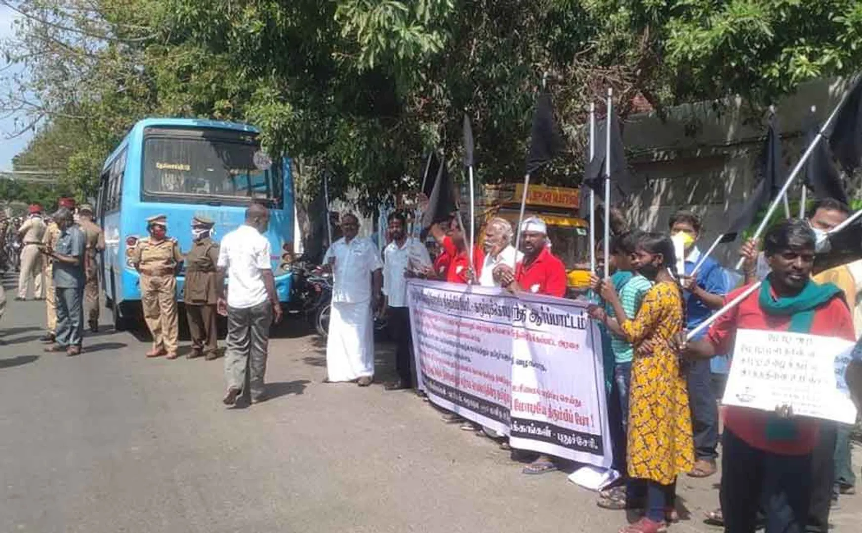 Persons arrested those who opposed Modi's arrival 