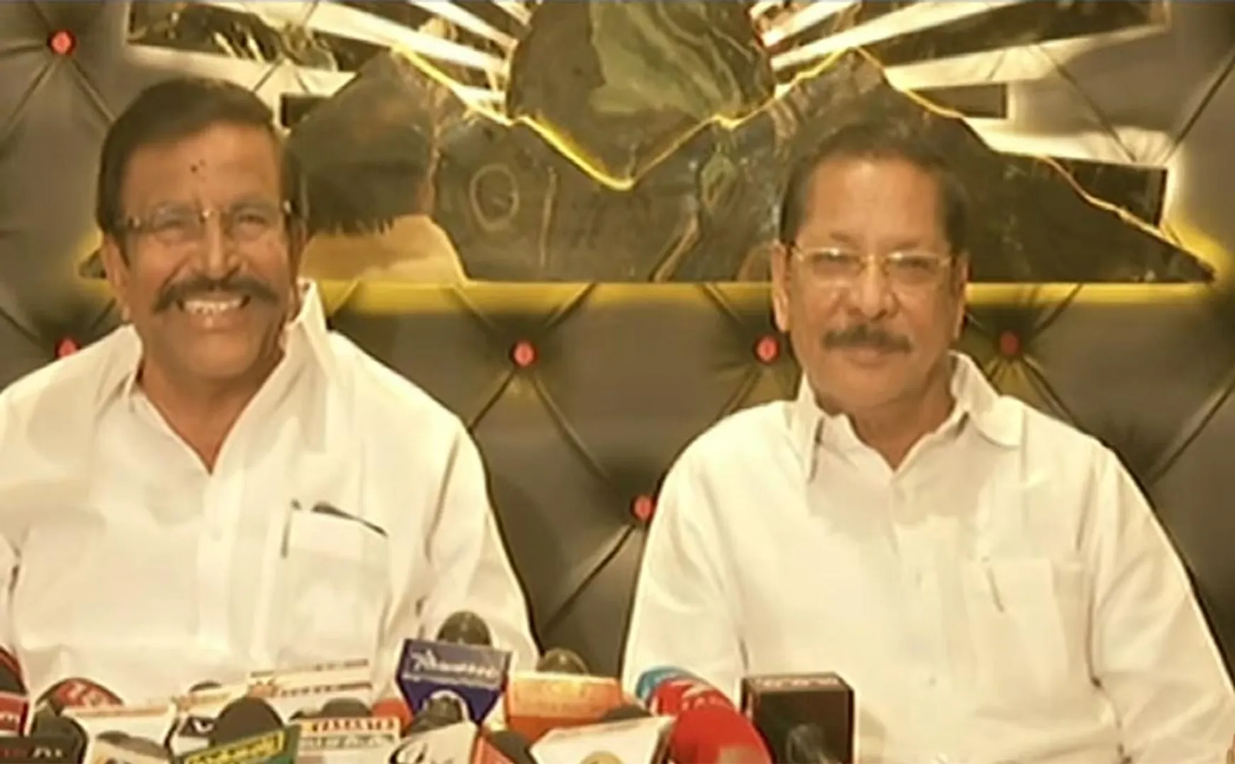 dmk party leaders pressmeet at anna arivalayam 
