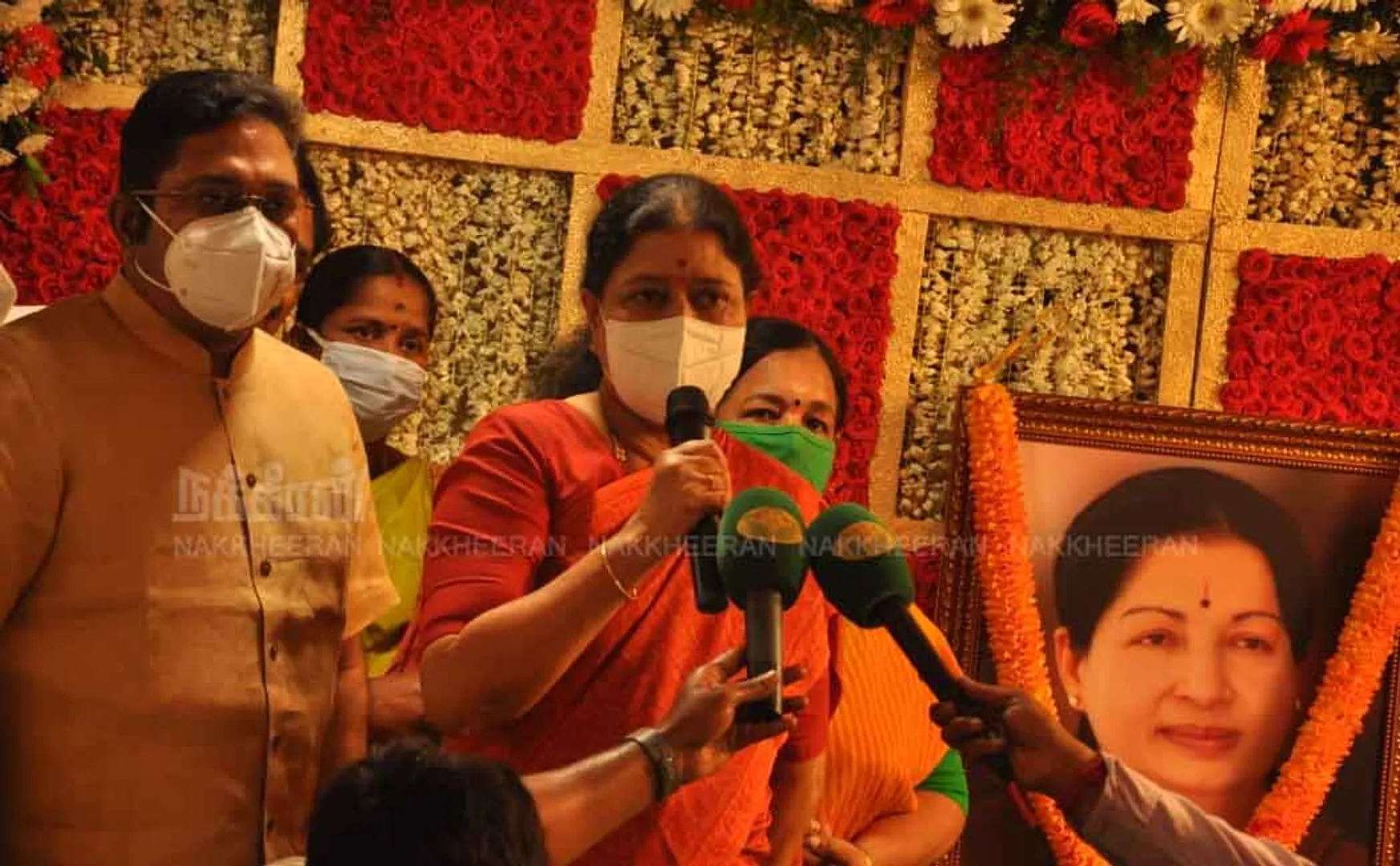 Sasikala announces withdrawal from politics political parties leaders 