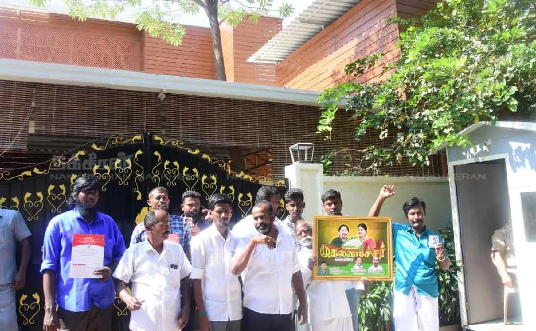 Sasikala have to come back to politics 