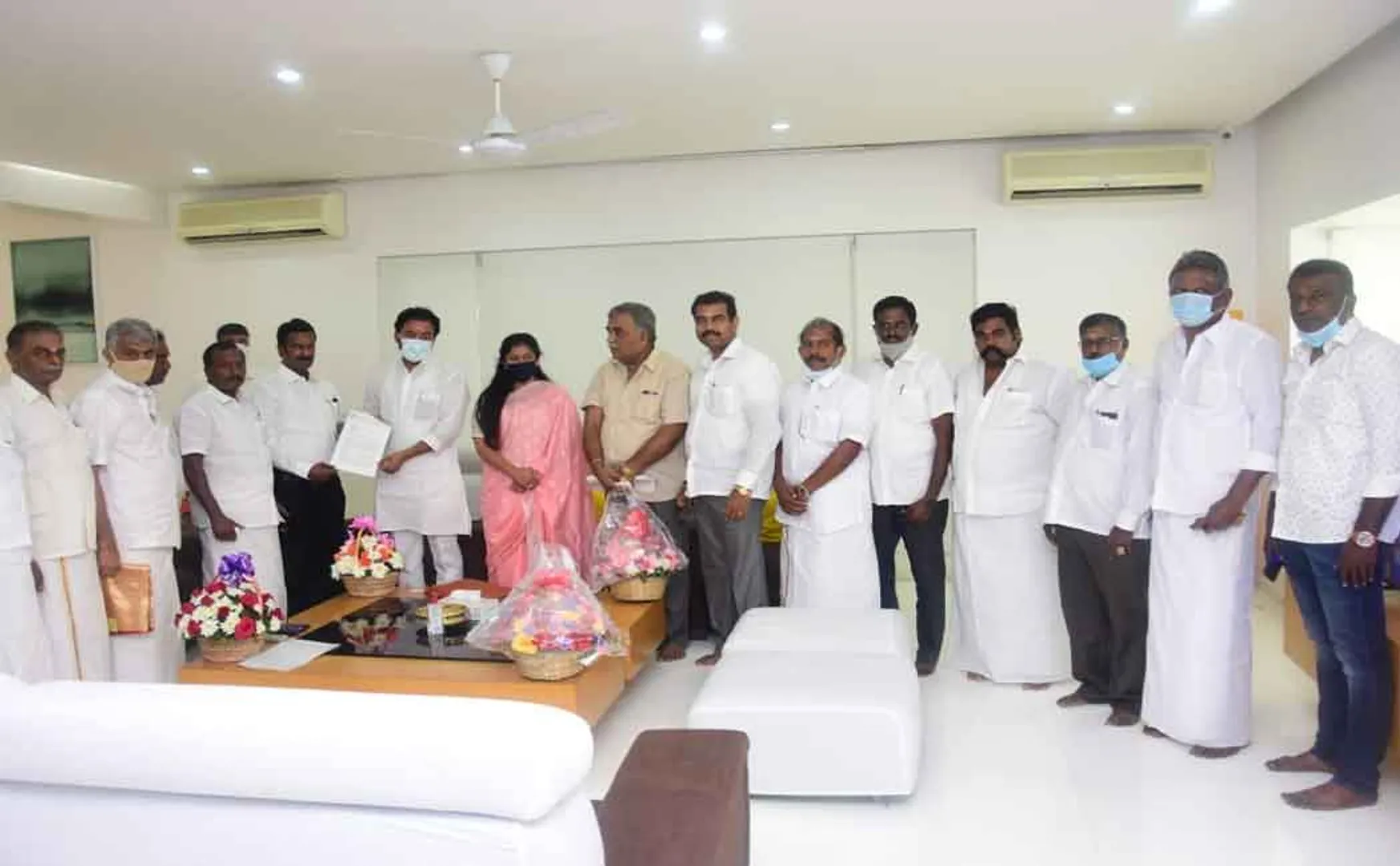 Request to the Union Minister to change mid day meal scheme in the name kamarajar