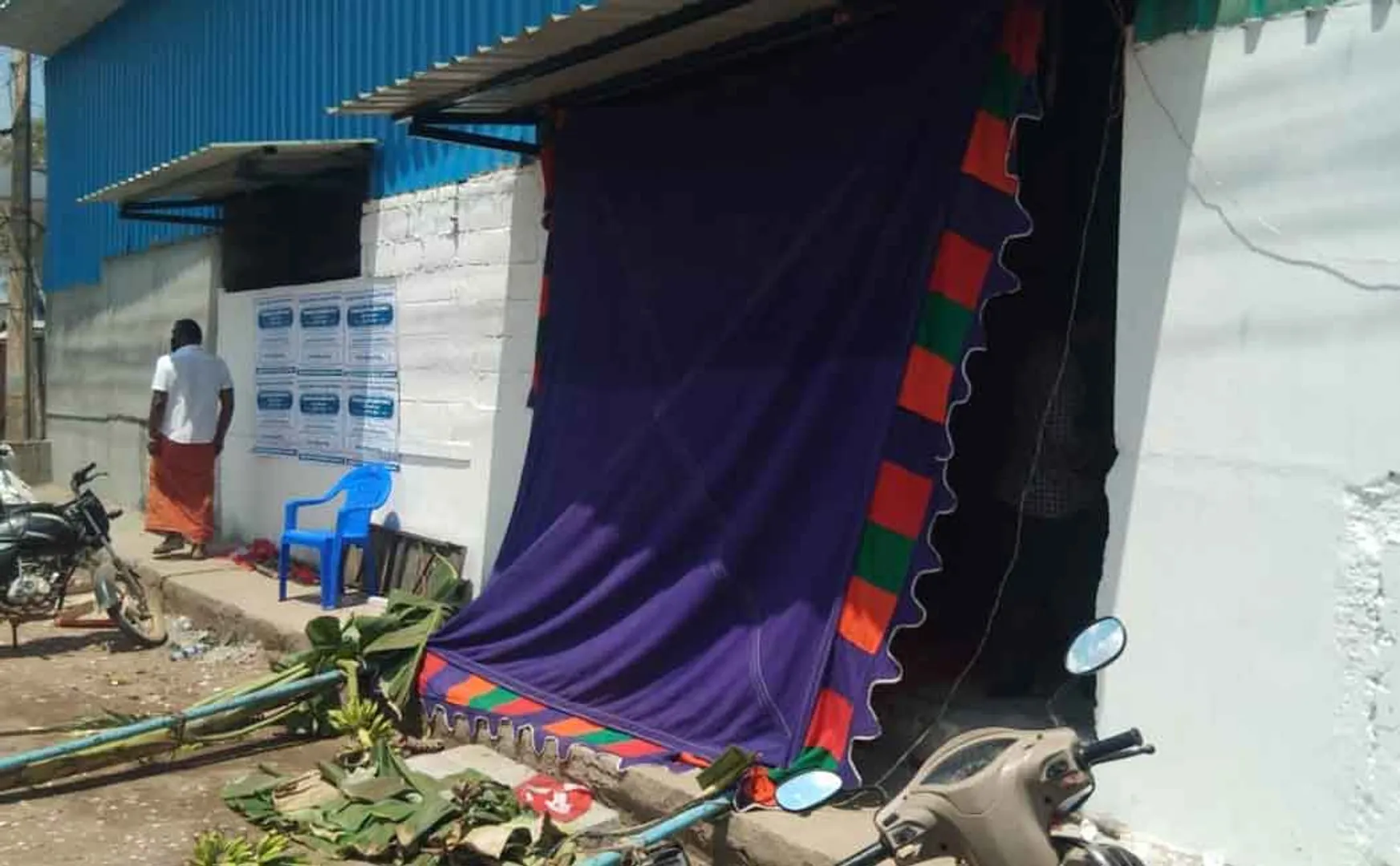 Trichy Truck union owners, wage workers conflict  police