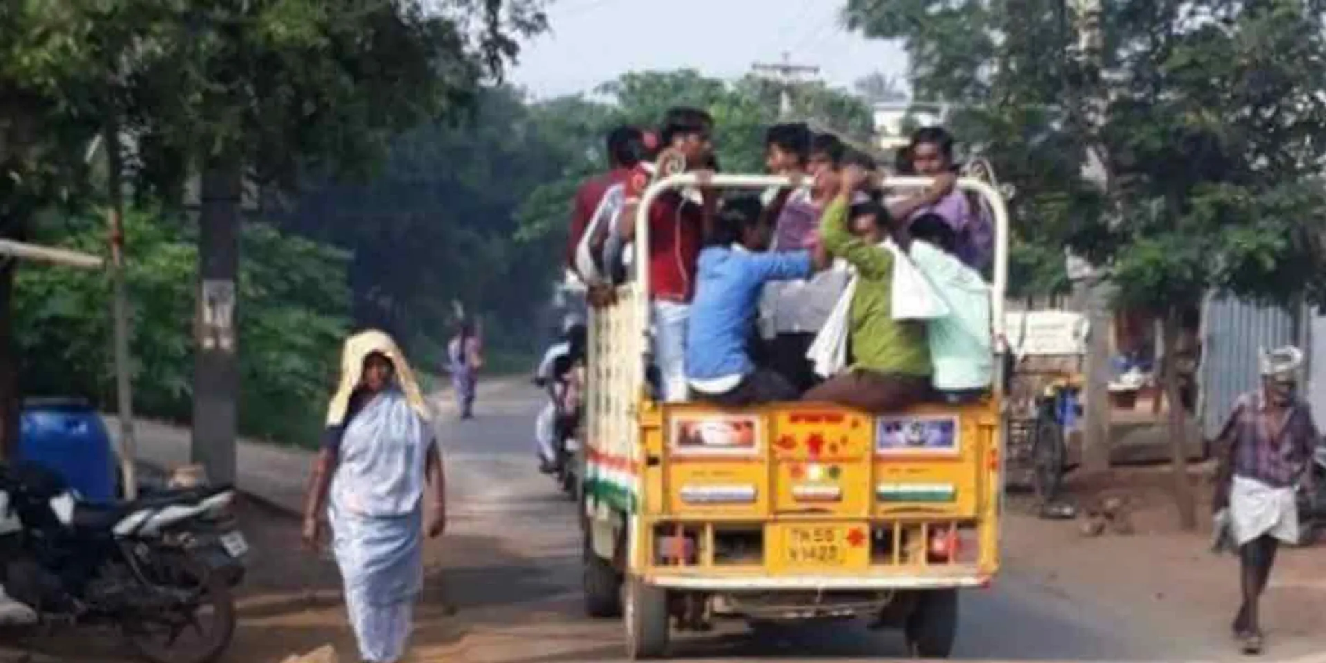 'If people gather for a campaign meeting in a truck ...' - Transport Commission warned!