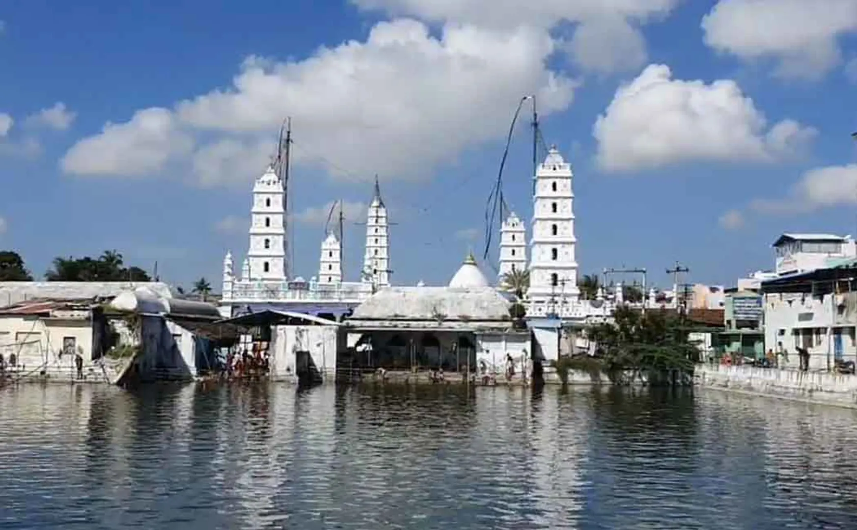 Nagore Dargah executives who met Palanichamy were dismissed