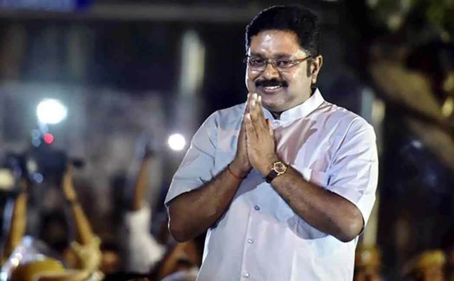 TTV contest kovilpatti against admk minister kadambur raju 
