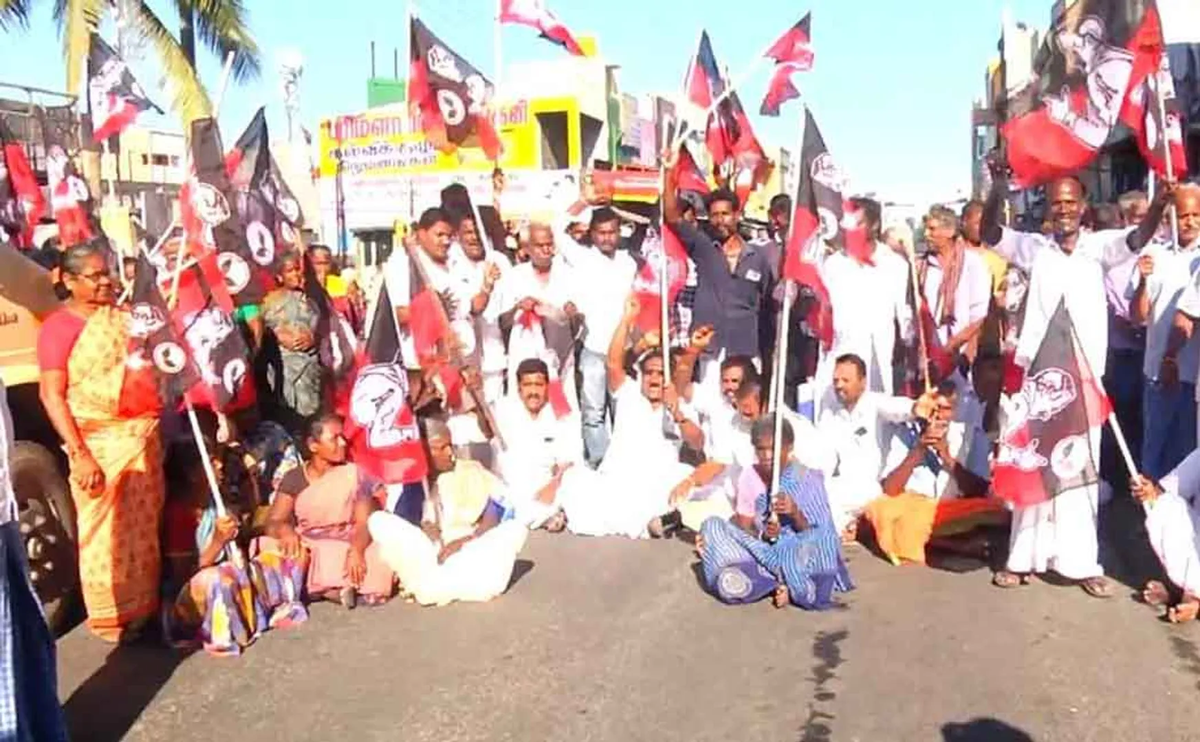 ADMK CANDIDATE IN RANIPET ASSEMBLY CONSTITUENCY ADMK LEADERS 