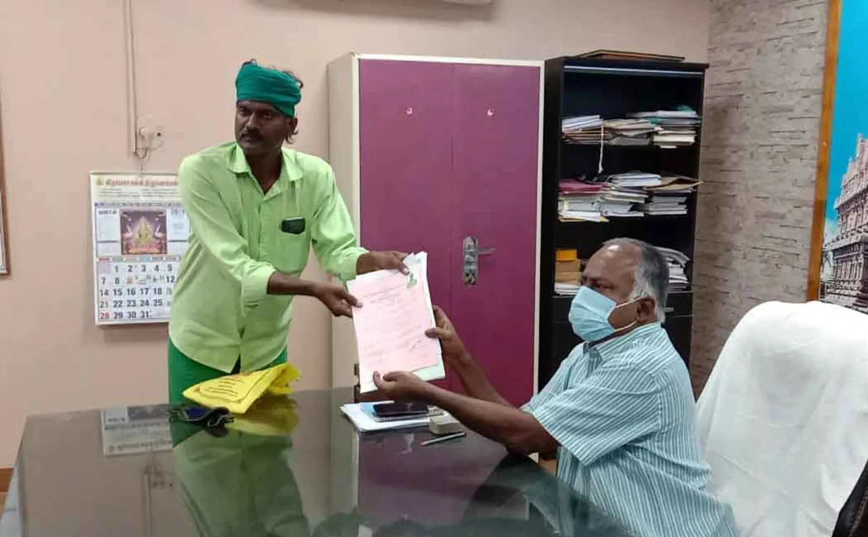 pot logo candidate in ariyalur filed nomination with help of peoples money