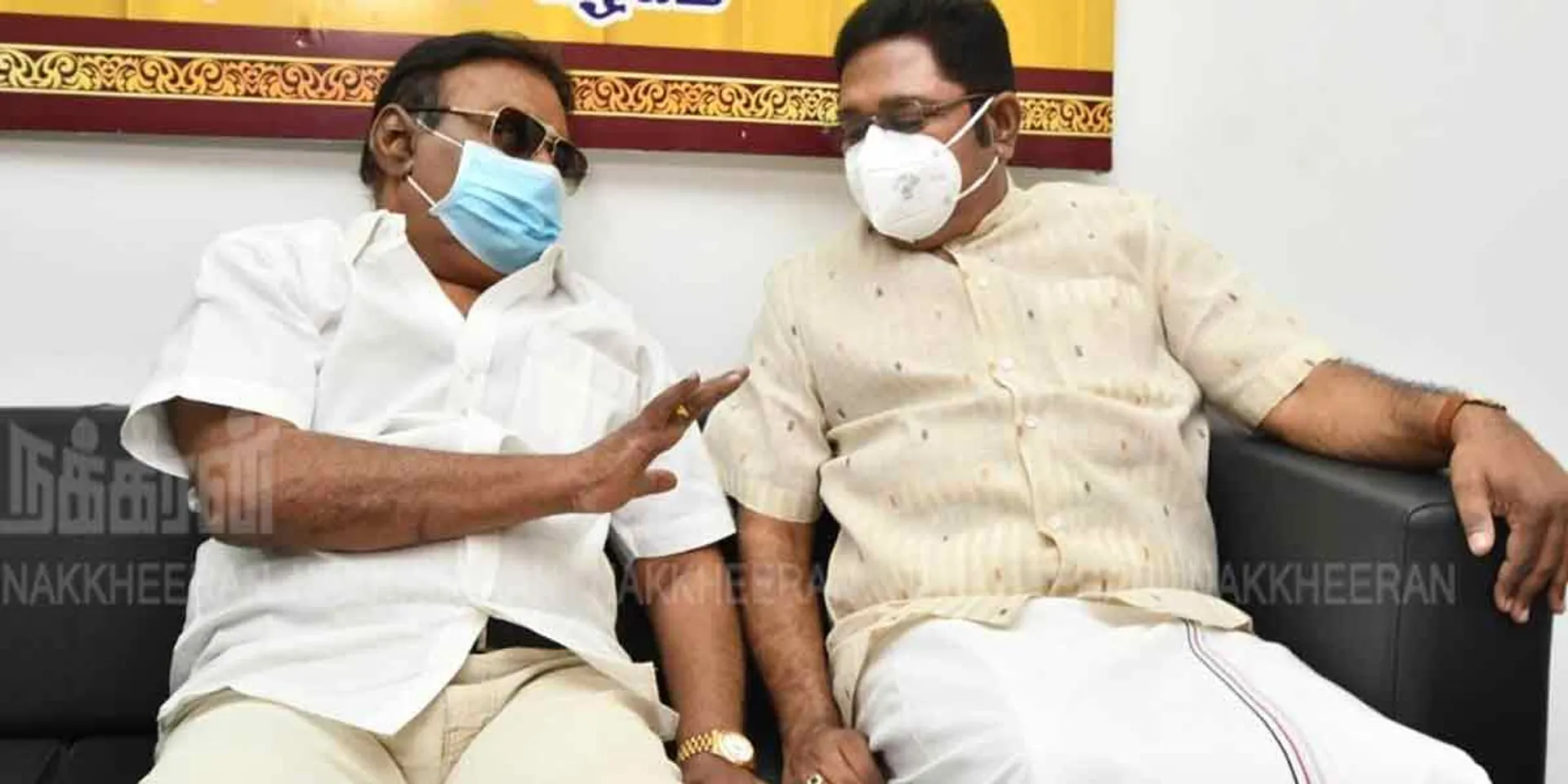 TTV.Dhinakaran-Vijayakanth meeting